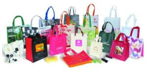 Bạn có thể sẽ là cô nàng thời trang với đa dạng các kiểu túi hộp mỗi ngày